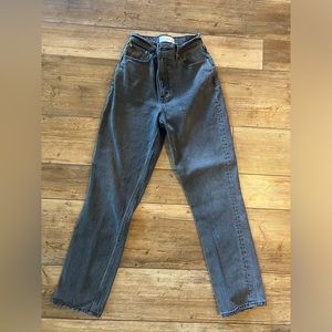 Abercrombie High Rise 90s Jean - 25R Curve Love